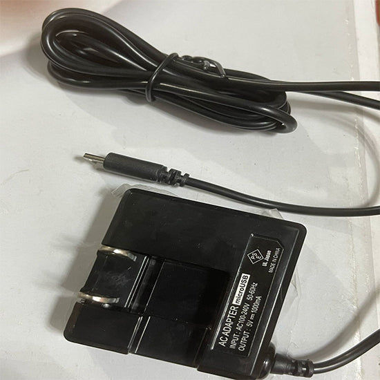 5 volt 1 amp 1.8 meter fix wired Android (8600) power apoter American plug style black colour foldable legs imported