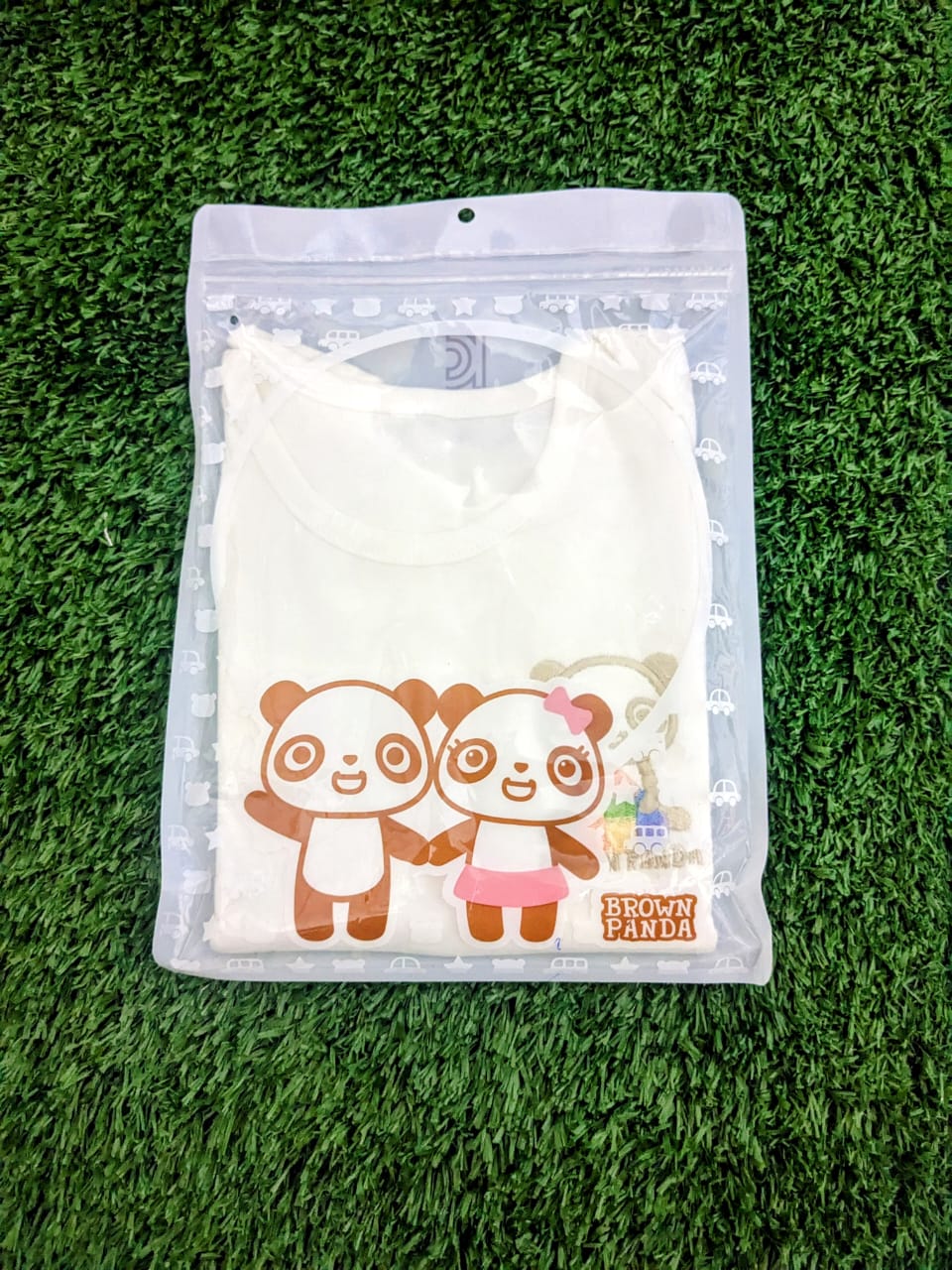 Classic White Half-Sleeve Baby Shirt – Organic Cotton Orignal brand korea made Brown panda Art number CM0002