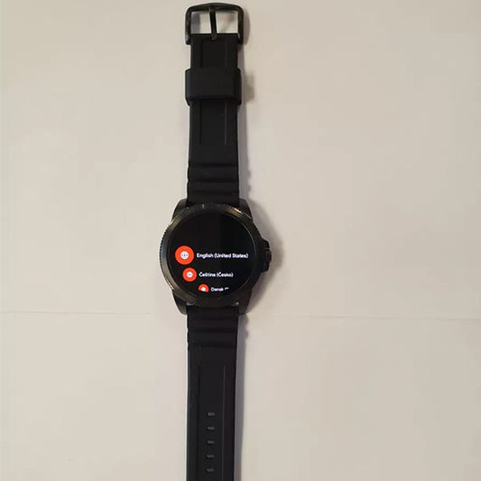 Fossil gen 5e 0539 Dial colour black  Strap orignal silicone  colour black (used)