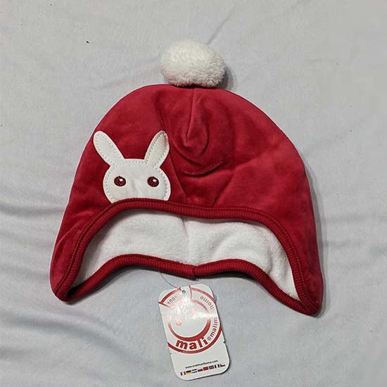 RED EAR COVER BABY CAP CM0140