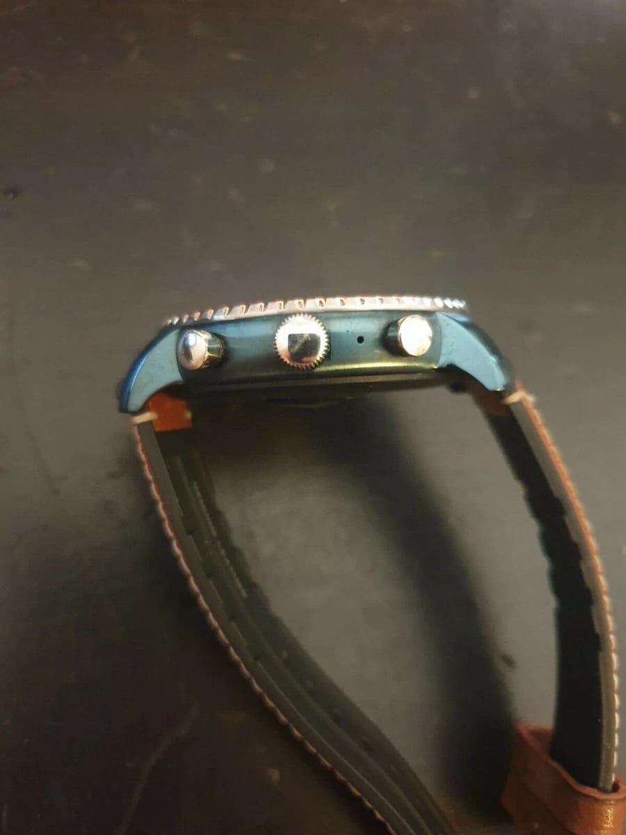 Fossil Q Explorist HR 0992 Dail colour silver Black Strap colour brown Strap material leather