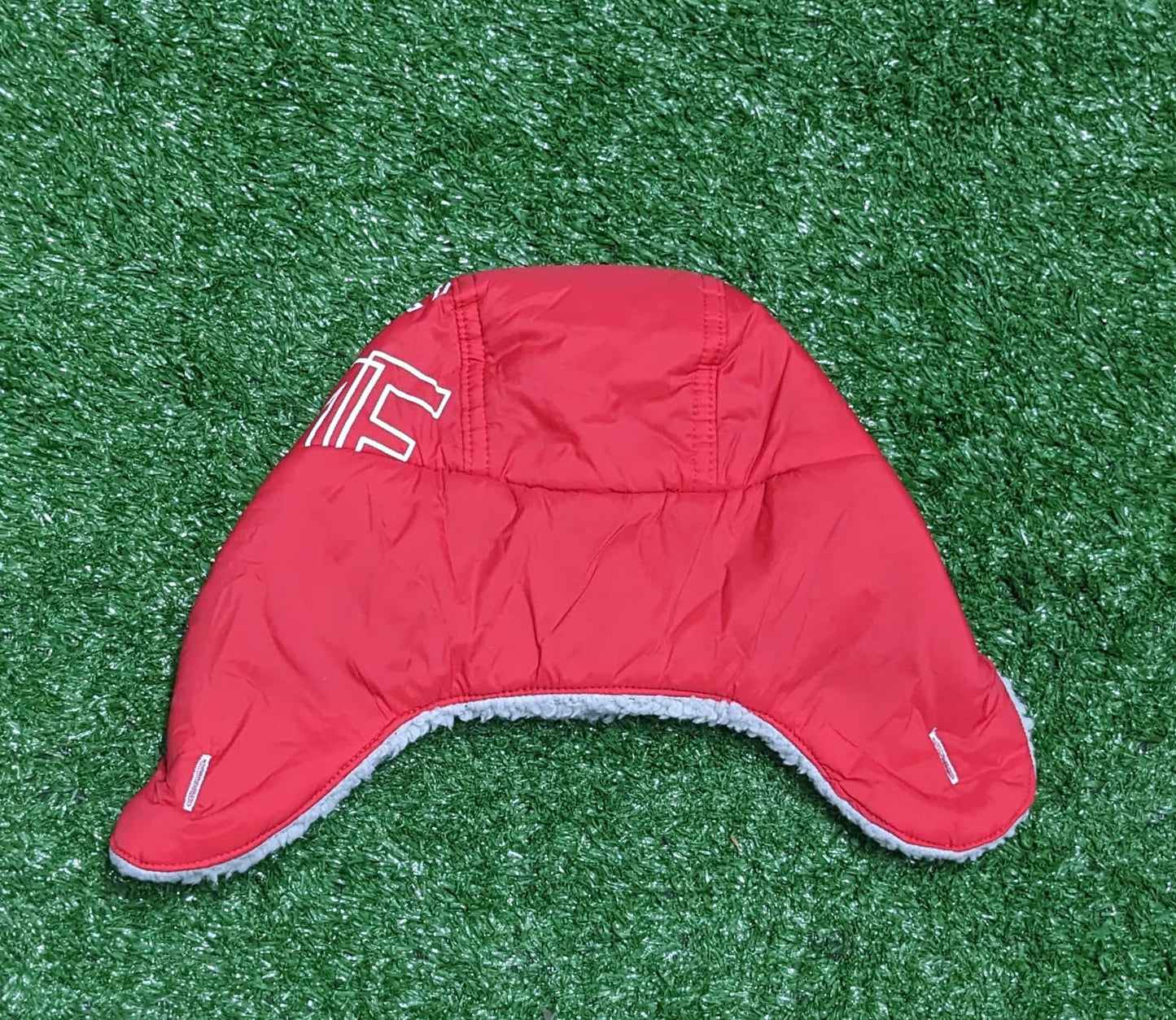 RED/LIGHT GREY FULL EAR BABY CAP OUTTER PARACHUTE CM0149