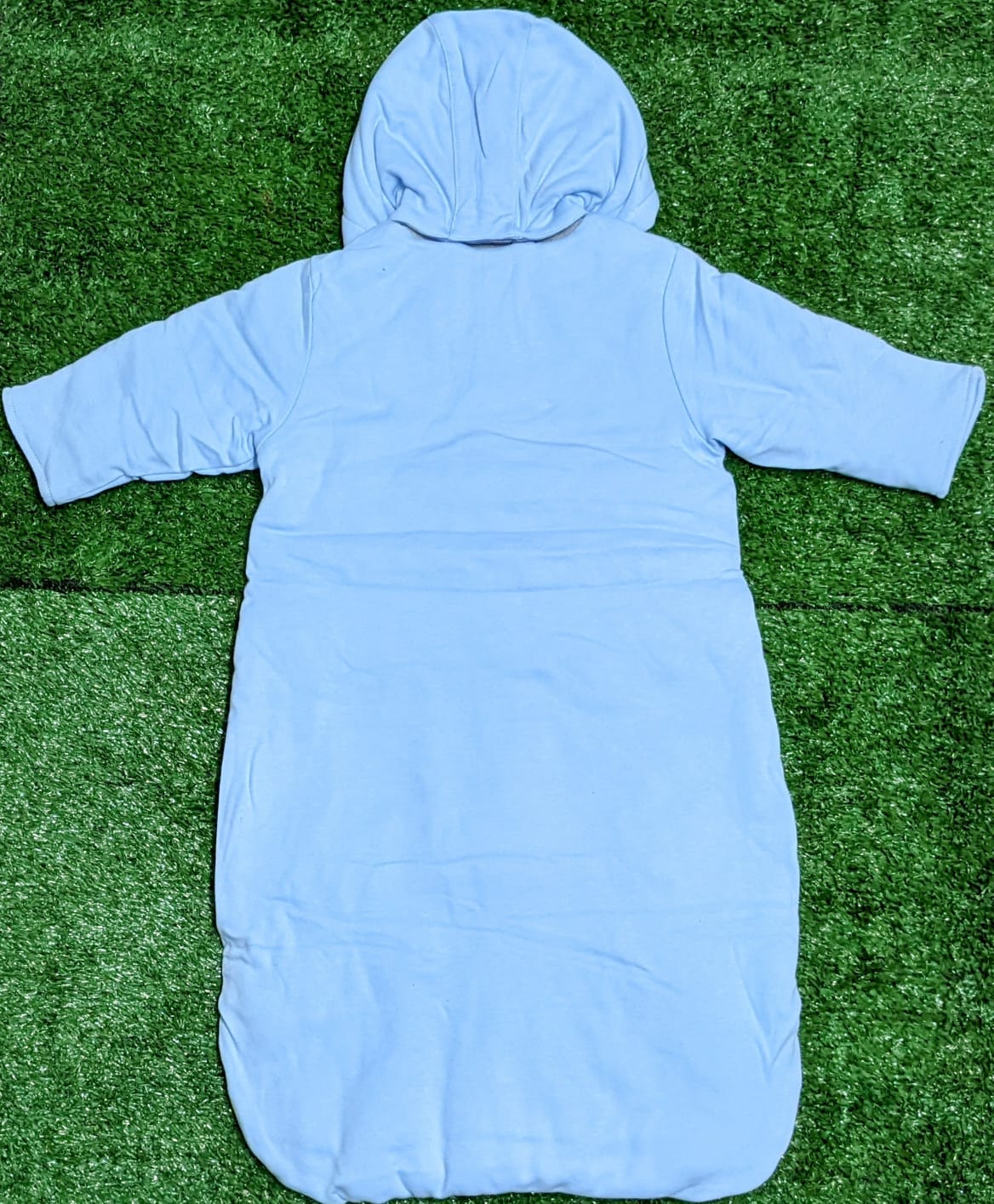 FULL SLEEVES BABY BEG WITH HOODIE WITH POLYESTER FILLING CM0107