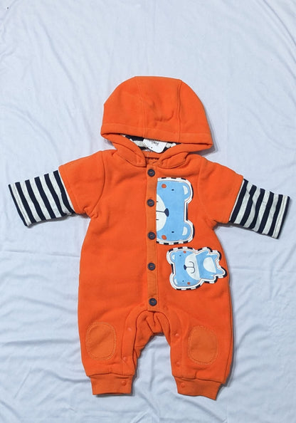 FULL SLEVEES B/W SLEVEES FULL BODY ROMPER/HOODIE CM0113