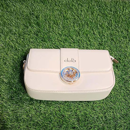 Dela ladies handbag with 2 straps Color white