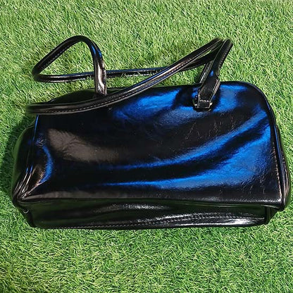 Ladies handbag 2 color schemes white and black
