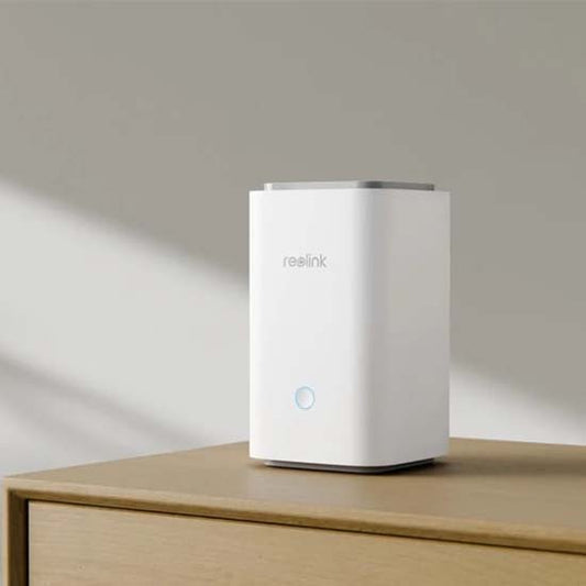 REOLINK Home Hub upto 16mp support brand new box packed Centralized Control for up to 8 Battery/WiFi Cameras.                                   Upto 1×2 tb memory card support No Subscription Fees: All recordings are stored locally on the hub