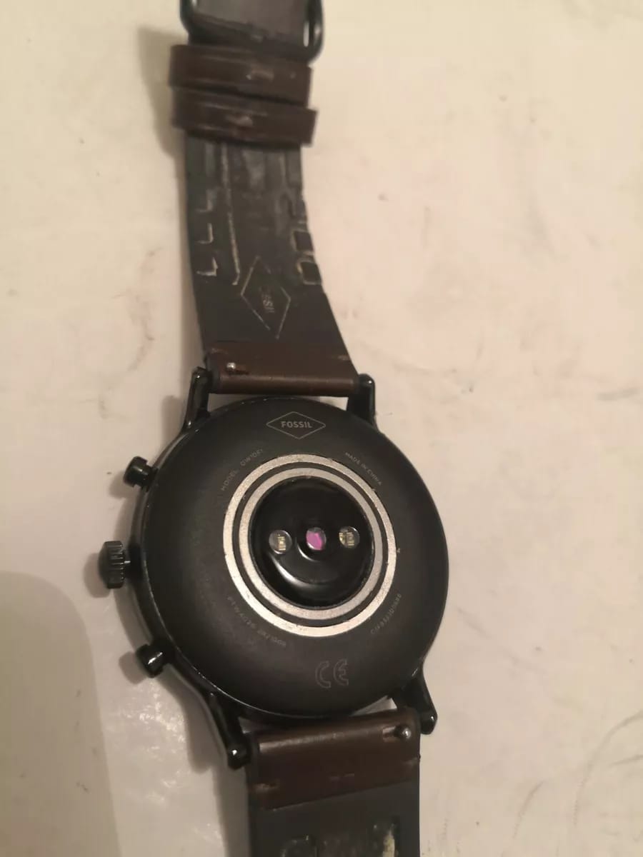 Fossil Carlyle HR 1089 Dail colour black  Strap material leather  Strap colour brown